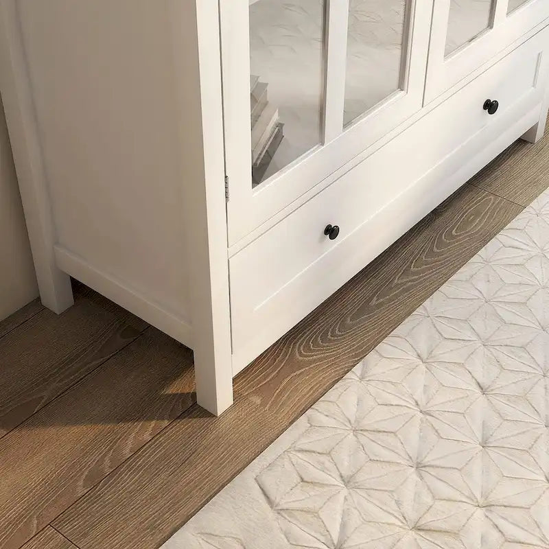 Mobile credenza con ante in vetro